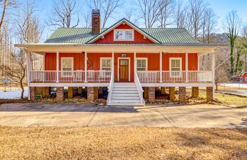 Marietta House | Fish, Hike and Relax Marietta Gem with River Access!