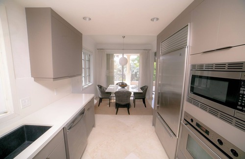 Miami Beach Apartment | Fisher Island - Charming 2-bedroom apartment in welcoming Miami Beach, AC, WiFi