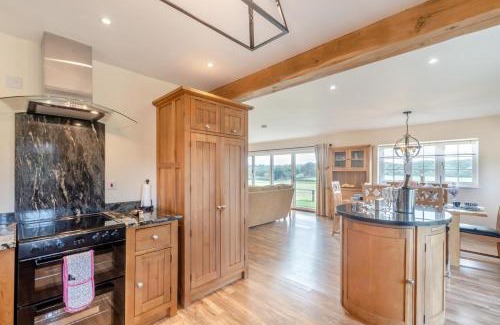 Darlington House | Fishermans Cottage - Neasham