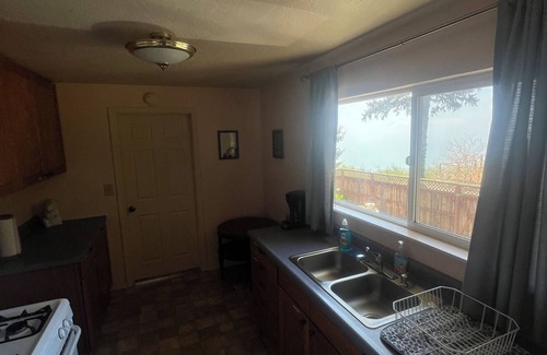 Klamath House | Fisherman’s Guest House