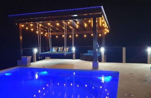 Lighthouse Estates Hotel | Fishers Landing Boutique Hotel