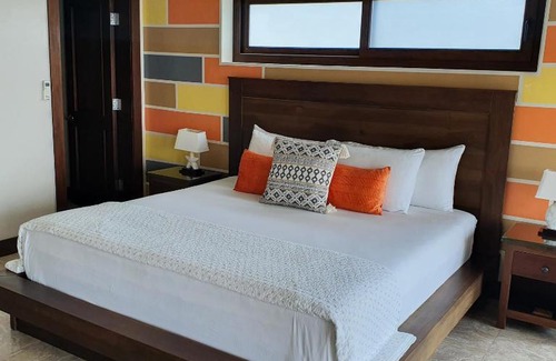 Lighthouse Estates Hotel | Fishers Landing Boutique Hotel