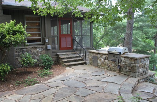 Gainesville Cottage | FishHook - A Lakefront Cottage - Close to the Water! Relaxing lake area!