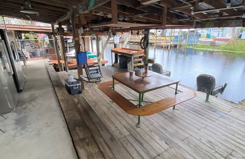 Satsuma House | Fishing Paradise on Dunn's Creek !