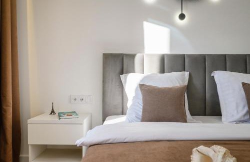 Almaty Apartment | Five Business-class rooms in R-house near Mega Center Almaty