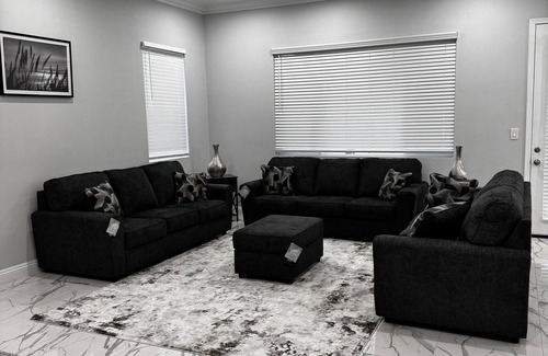 Rialto Condo | Five-Star: Your Home Away From Home