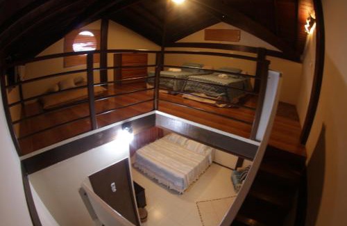 Floresta Velha House | Flamboyant Residence