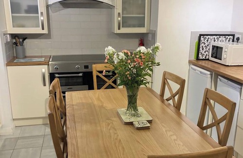 Shanklin Cottage | Flat 1 Portman House
