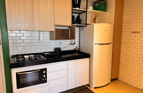 Porto das Dunas Apartment | Flat 1km from Beach Park: Complete Leisure, AC, Wifi and Parking