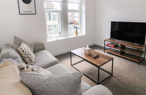 Slyne Apartment | FLAT C, pet friendly, country holiday cottage in Morecambe