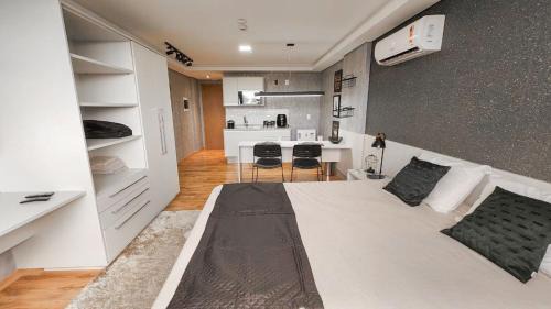 Vila Onze Apartment | Flat Completo e bem Localizado na Av Afonso Pena