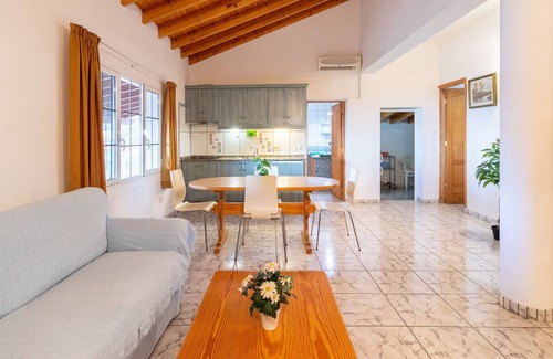 La Solana Cottage | Flatguest Tunte - Private pool + BBQ + Wifi