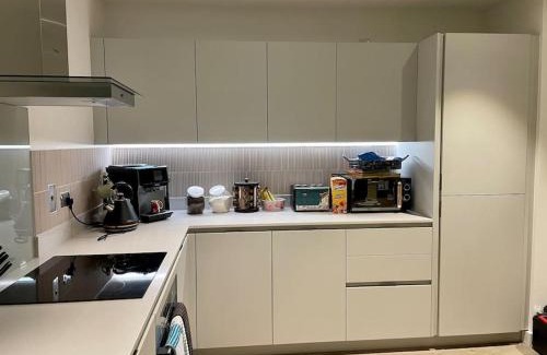 Stratford Apartment | Flat in Hackney Wick