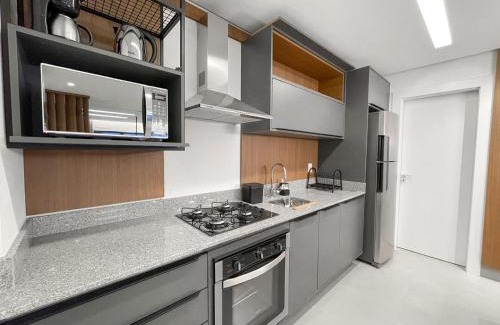 Santa Fe Apartment | Flat Moderno e Amplo ao Lado do Shopping CG