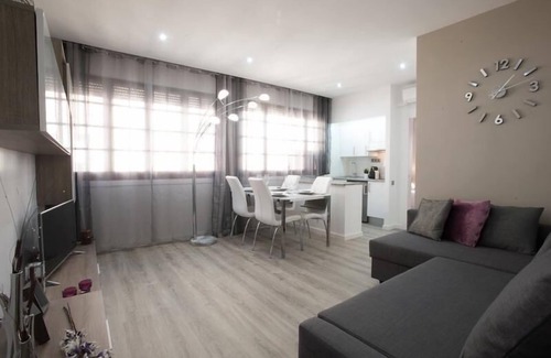 Gracia Apartment | Flat with private parking space