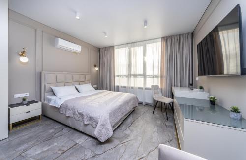 Darnyckyj Apartment | FlatRent Olympic Park, метро Бориспільська поруч!