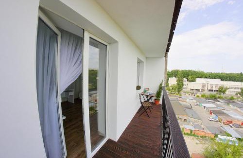 Dzerzhyns'kyi District Apartment | Flatsy at Botanichniy Sad underground