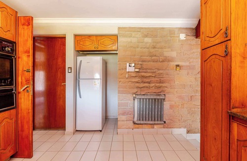 Godoy Cruz House | Fliphaus + Wine Country - 9 Bd 22 pax Pool Jacuzzi