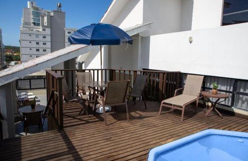 Laguna Hotel | Flipper Hotel