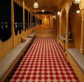 Dal Lake Hotel | Floating Luxury Group Of Houseboats