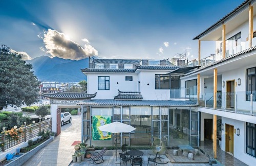 Dali Ancient Town Hotel | Floral Hotel Dali Gucheng Muse Boutique