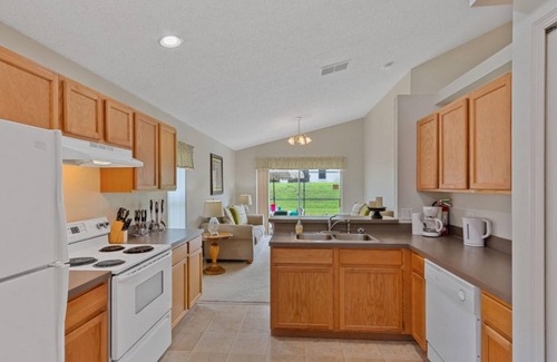 Florida Pines House | Florida Pines by Shine Villas