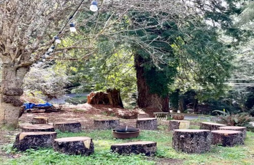 Arcata House | Flower House at Redwood Hideaway