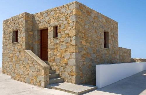 Ano Meria House | Folegandros Moniasma Serenity - Livadaki Sunny Gem