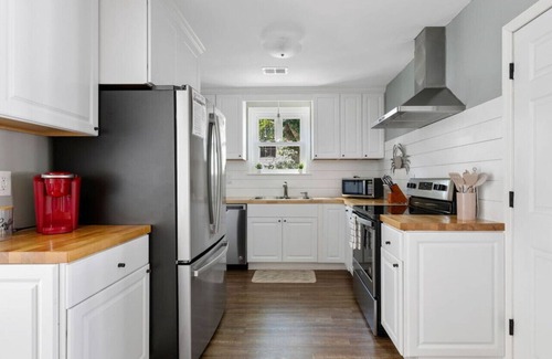 Folly Beach Apartment | Folly Beach Duplex - 2 Blocks to Beach - Sleeps 12