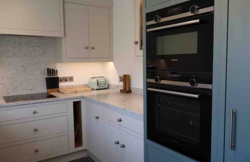 Austwick Cottage | Folly Cottage: A Cosy, Dog friendly cottage in a village in North Yorks Dales.