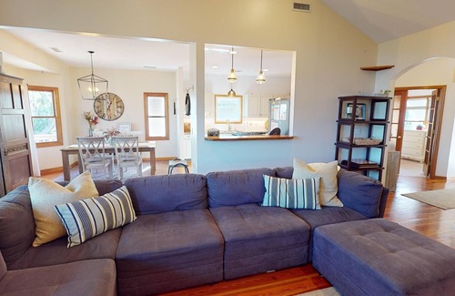 Sunset Point House | Folly's Hidden Gem~The West Indie Inn