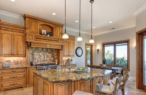 El Dorado Hills House | Folsom Lake 5 Bedroom Villa W/ Pool & Hot Tub!