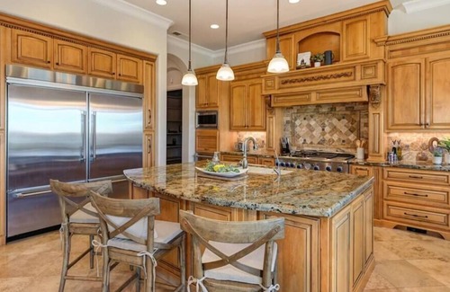 El Dorado Hills House | Folsom Lake 5 Bedroom Villa W/ Pool & Hot Tub!
