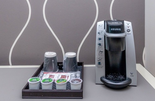 Mid Beach House | Fontainebleau Tresor Tower ll Private Bay View Junior Suite