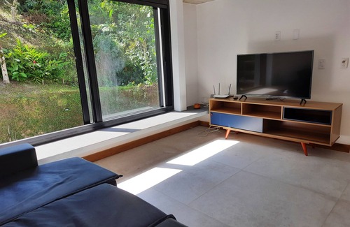 Costa Verde House | Foot in the sand exclusive beach with stunning views next to Praia Vermelha do Sul