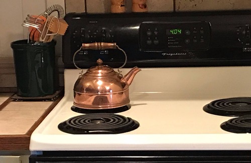 Jackson Cottage | Foothill Get-A-Way in the "Jewel of the Mother Lode".