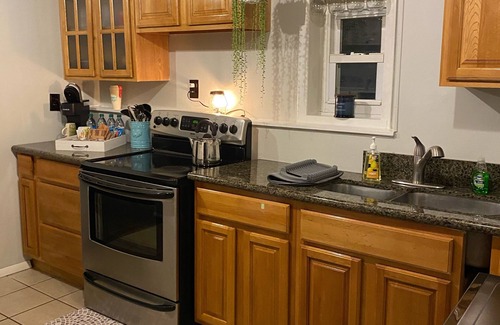 Elyria House | For A Day!