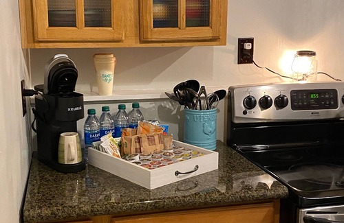 Elyria House | For A Day!