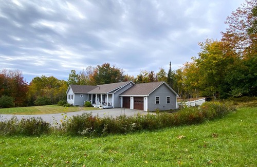 Bar Harbor House | For the Escapist and Daydreamer - Otter Cliff House