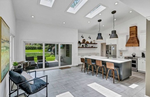 Forest Acres House | Forest Acres 5BR Home w/Private Pool & Pool House