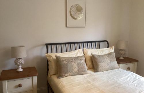 St Leonards Apartment | Forest Heath Holidays - Denphyl