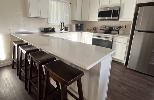 Willits House | Forest Oasis W/Sunset Views