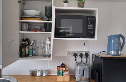 New Forest District Apartment | Forest Palms Studio New Forest National Park