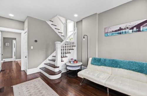 Clayton-Tamm House | Forest Park Retreat by StayLage