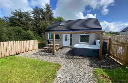 Coleraine House | Forest View Cottage - Private Hot Tub