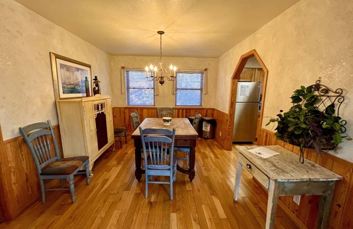 Mount Ida Cottage | Forest View two bedroom, two bath Harbor North luxury loft cottage with private hot tub o Lake on Ouachita. by RedAwning