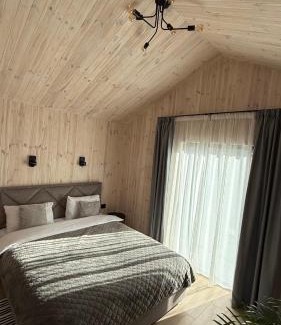 Klavdiyevo-Tarasove House | ForRest будинок з чаном