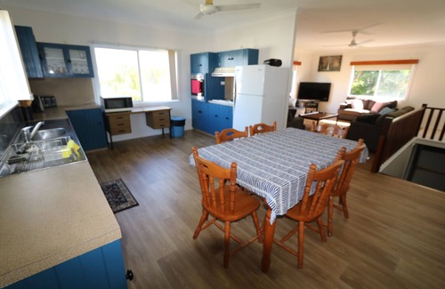 Allingham House | Forrest Beach Getaway - family holiday haven