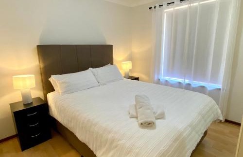 East Bunbury House | Forrest Holiday Unit Bunbury