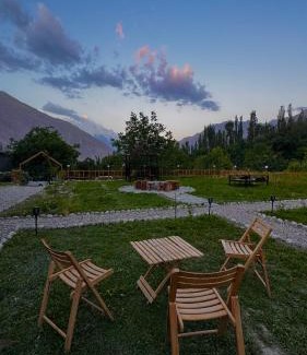 Hunza Hotel | Fortyard Cottages